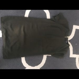 Army green Lulu’s shift dress. Size XS